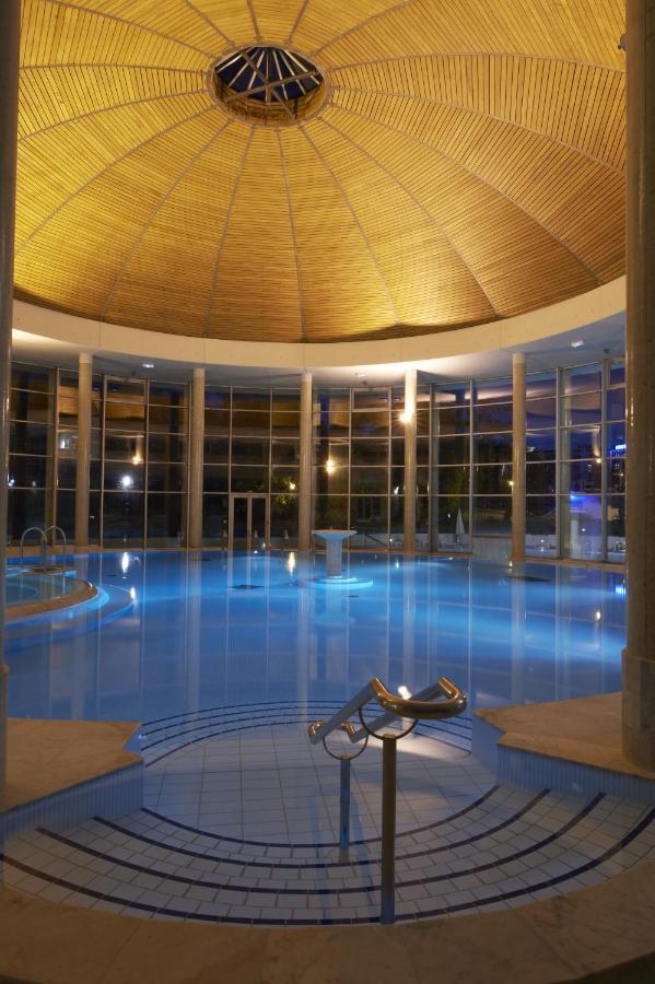 Best Western Hotel Sourceo Saint-Paul-lès-Dax Екстериор снимка